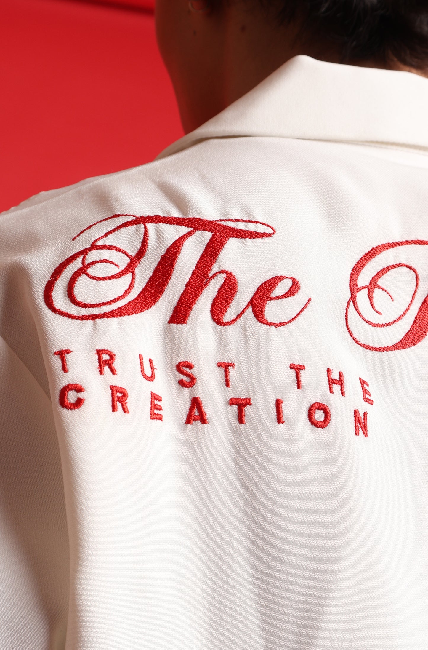 the red club. - vintage white