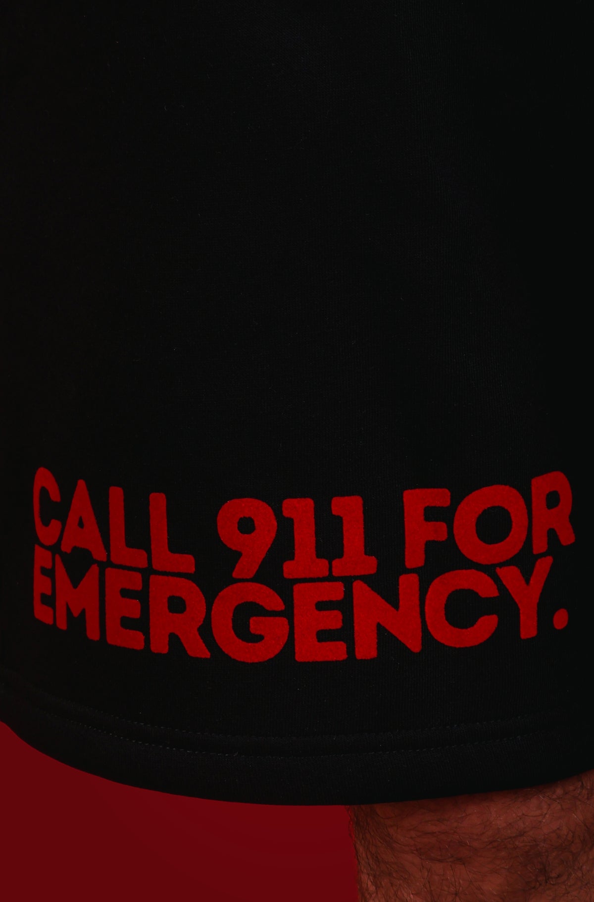 911